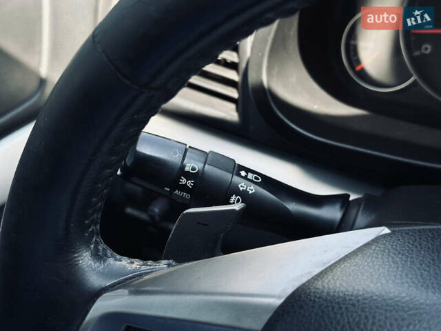 Серый Субару Аутбек, объемом двигателя 2.46 л и пробегом 296 тыс. км за 9400 $, фото 40 на Automoto.ua