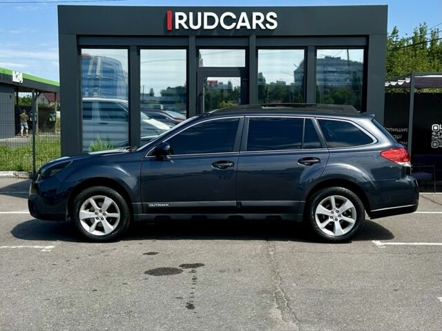 Серый Субару Аутбек, объемом двигателя 2.46 л и пробегом 296 тыс. км за 8999 $, фото 2 на Automoto.ua