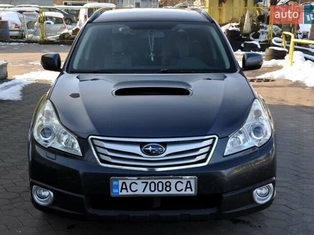 Сірий Субару Аутбек, об'ємом двигуна 2 л та пробігом 251 тис. км за 6800 $, фото 3 на Automoto.ua