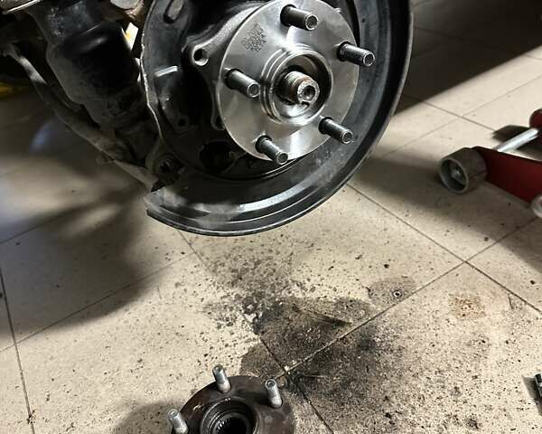 Серый Субару Аутбек, объемом двигателя 2.5 л и пробегом 322 тыс. км за 10299 $, фото 8 на Automoto.ua