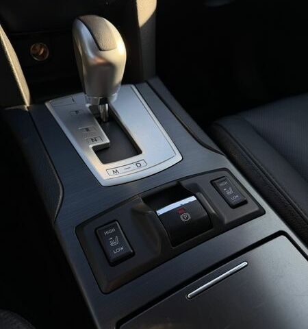 Сірий Субару Аутбек, об'ємом двигуна 2.46 л та пробігом 322 тис. км за 8700 $, фото 56 на Automoto.ua