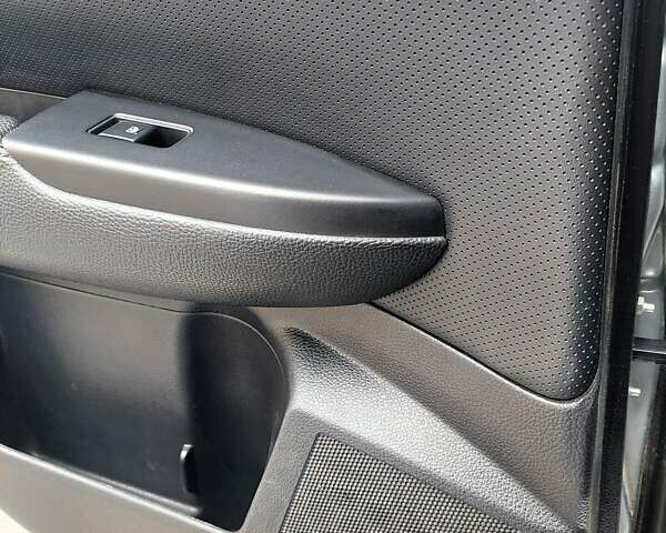 Серый Субару Аутбек, объемом двигателя 2.46 л и пробегом 215 тыс. км за 12150 $, фото 36 на Automoto.ua