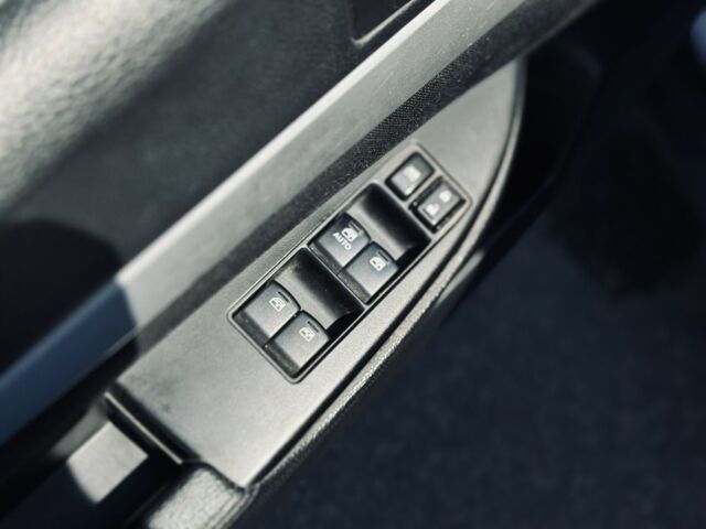 Серый Субару Аутбек, объемом двигателя 2.46 л и пробегом 296 тыс. км за 8999 $, фото 19 на Automoto.ua