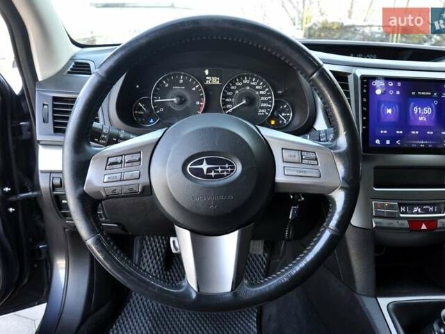 Сірий Субару Аутбек, об'ємом двигуна 2 л та пробігом 251 тис. км за 6800 $, фото 34 на Automoto.ua