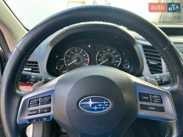 Серый Субару Аутбек, объемом двигателя 2.46 л и пробегом 290 тыс. км за 8400 $, фото 9 на Automoto.ua