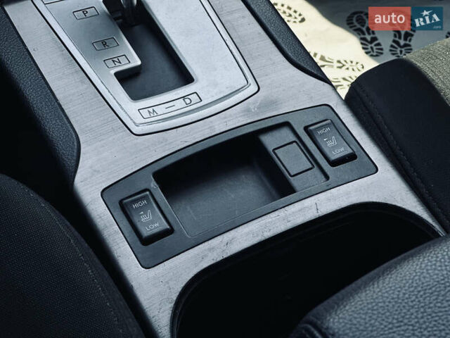 Серый Субару Аутбек, объемом двигателя 2.46 л и пробегом 296 тыс. км за 9400 $, фото 36 на Automoto.ua