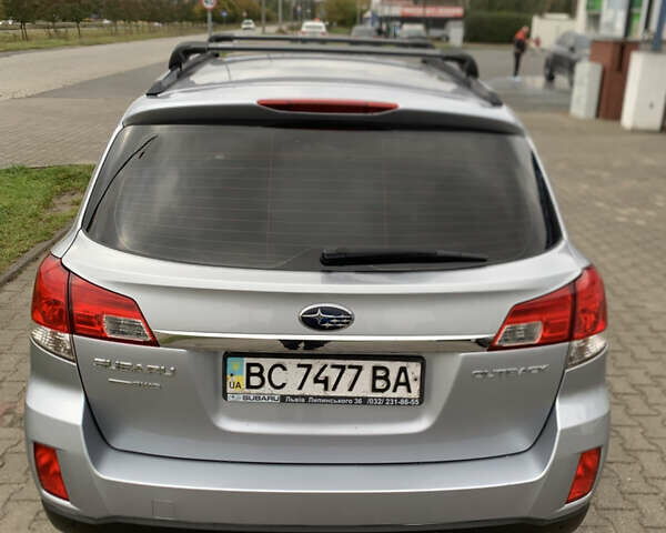 Сірий Субару Аутбек, об'ємом двигуна 2.46 л та пробігом 245 тис. км за 11000 $, фото 6 на Automoto.ua