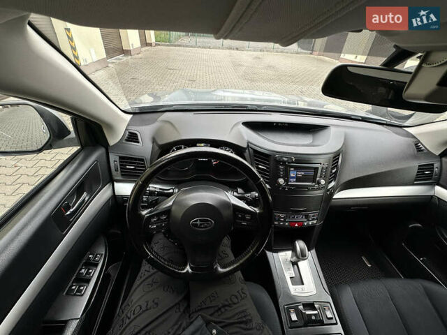 Серый Субару Аутбек, объемом двигателя 2 л и пробегом 269 тыс. км за 7950 $, фото 32 на Automoto.ua