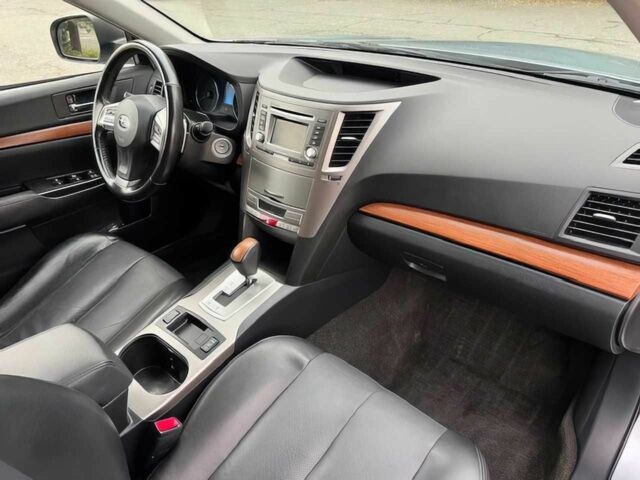 Сірий Субару Аутбек, об'ємом двигуна 2.5 л та пробігом 87 тис. км за 2000 $, фото 8 на Automoto.ua