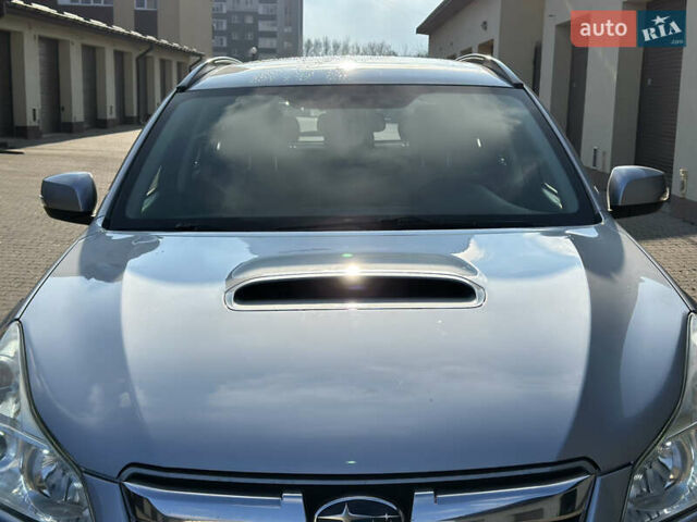 Серый Субару Аутбек, объемом двигателя 2 л и пробегом 269 тыс. км за 7950 $, фото 10 на Automoto.ua