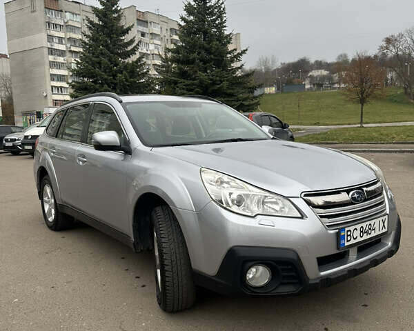 Серый Субару Аутбек, объемом двигателя 2.46 л и пробегом 195 тыс. км за 12500 $, фото 15 на Automoto.ua