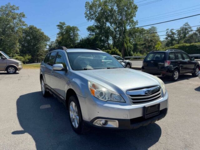 Серый Субару Аутбек, объемом двигателя 2.5 л и пробегом 81 тыс. км за 2000 $, фото 7 на Automoto.ua