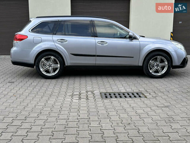 Серый Субару Аутбек, объемом двигателя 2 л и пробегом 269 тыс. км за 7950 $, фото 21 на Automoto.ua