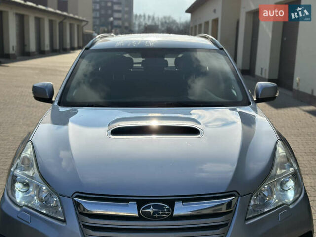 Серый Субару Аутбек, объемом двигателя 2 л и пробегом 269 тыс. км за 7950 $, фото 8 на Automoto.ua