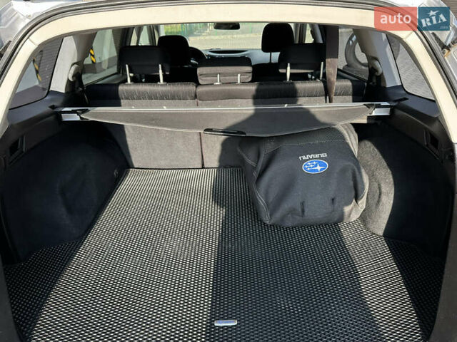 Серый Субару Аутбек, объемом двигателя 2 л и пробегом 269 тыс. км за 7950 $, фото 37 на Automoto.ua