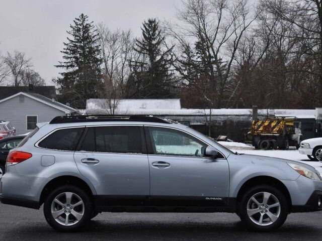 Серый Субару Аутбек, объемом двигателя 2.5 л и пробегом 83 тыс. км за 2000 $, фото 5 на Automoto.ua