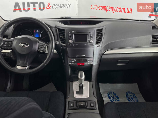 Субару Аутбек 2013 в Львове на Automoto.ua Серый Субару Аутбек, объемом двигателя 2 л и пробегом 180 тыс. км за 11150 $, фото 11 на Automoto.ua