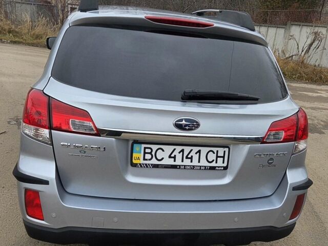 Сірий Субару Аутбек, об'ємом двигуна 2.46 л та пробігом 112 тис. км за 13600 $, фото 7 на Automoto.ua