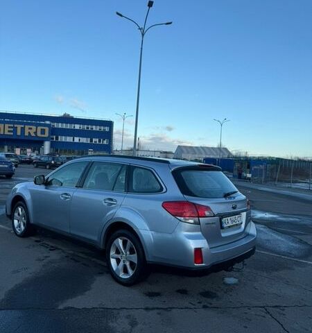 Сірий Субару Аутбек, об'ємом двигуна 2 л та пробігом 299 тис. км за 8850 $, фото 2 на Automoto.ua