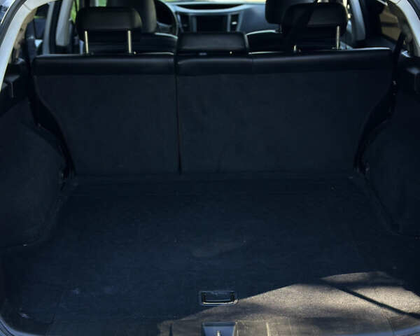 Сірий Субару Аутбек, об'ємом двигуна 2 л та пробігом 292 тис. км за 11800 $, фото 14 на Automoto.ua