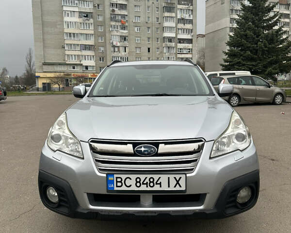 Сірий Субару Аутбек, об'ємом двигуна 2.46 л та пробігом 196 тис. км за 10499 $, фото 9 на Automoto.ua