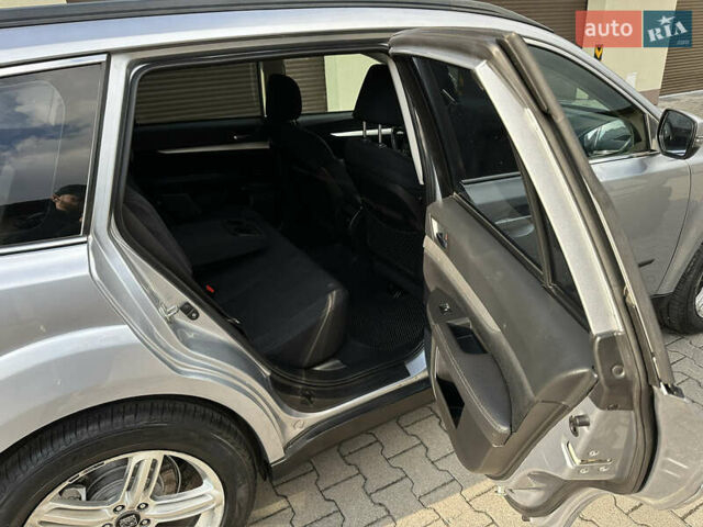 Серый Субару Аутбек, объемом двигателя 2 л и пробегом 269 тыс. км за 7950 $, фото 39 на Automoto.ua