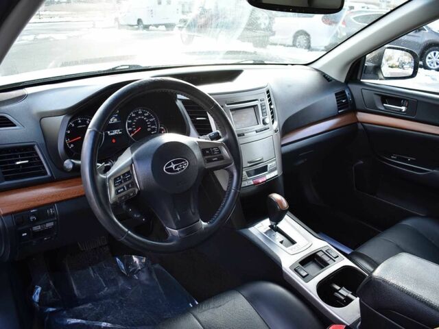 Серый Субару Аутбек, объемом двигателя 2.5 л и пробегом 83 тыс. км за 2000 $, фото 9 на Automoto.ua