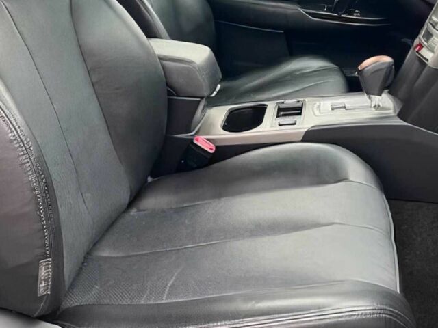 Сірий Субару Аутбек, об'ємом двигуна 2.5 л та пробігом 87 тис. км за 2000 $, фото 7 на Automoto.ua