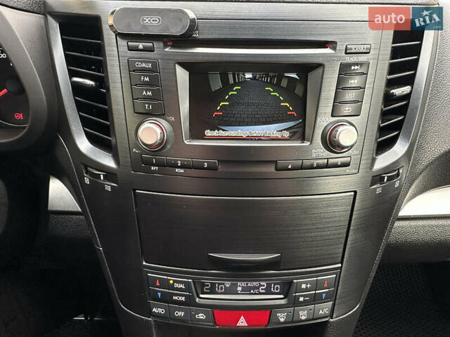 Серый Субару Аутбек, объемом двигателя 2 л и пробегом 269 тыс. км за 7950 $, фото 30 на Automoto.ua