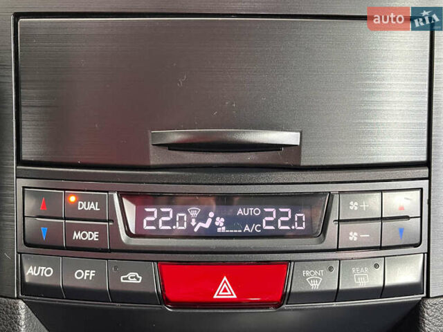 Субару Аутбек 2013 в Львове на Automoto.ua Серый Субару Аутбек, объемом двигателя 2 л и пробегом 180 тыс. км за 11150 $, фото 20 на Automoto.ua