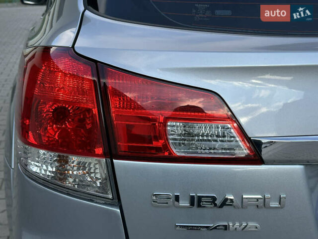 Серый Субару Аутбек, объемом двигателя 2 л и пробегом 269 тыс. км за 7950 $, фото 17 на Automoto.ua