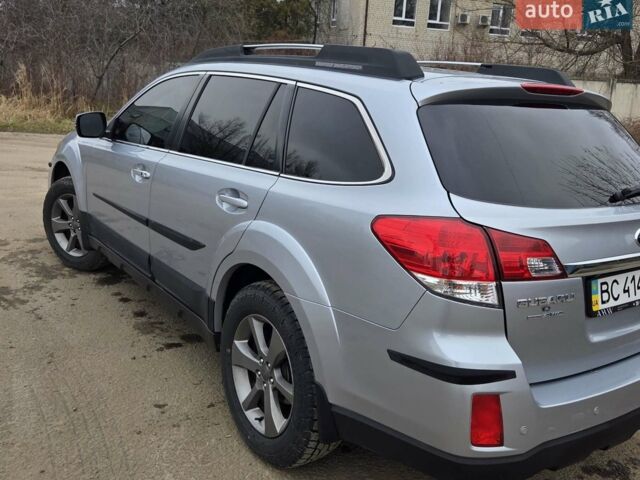 Сірий Субару Аутбек, об'ємом двигуна 2.46 л та пробігом 112 тис. км за 13600 $, фото 6 на Automoto.ua