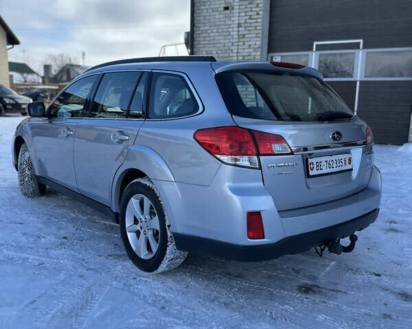 Сірий Субару Аутбек, об'ємом двигуна 2 л та пробігом 262 тис. км за 11000 $, фото 6 на Automoto.ua