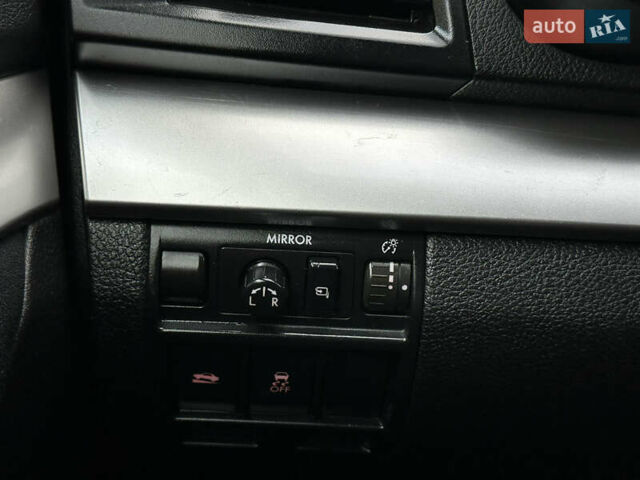 Серый Субару Аутбек, объемом двигателя 2 л и пробегом 269 тыс. км за 7950 $, фото 33 на Automoto.ua