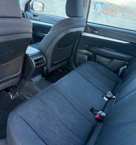 Сірий Субару Аутбек, об'ємом двигуна 2 л та пробігом 299 тис. км за 8850 $, фото 10 на Automoto.ua