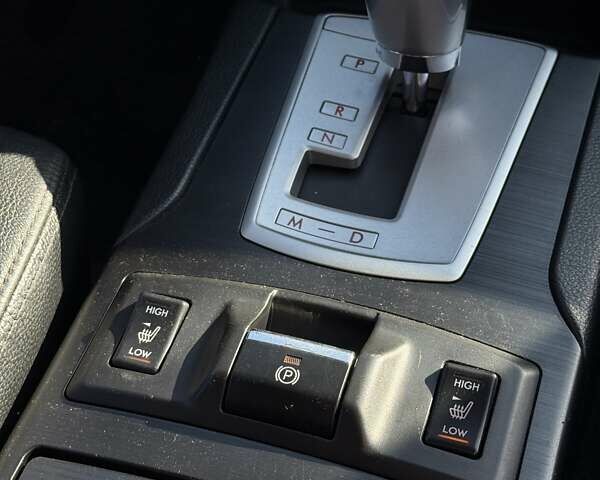 Серый Субару Аутбек, объемом двигателя 2.46 л и пробегом 217 тыс. км за 11500 $, фото 26 на Automoto.ua