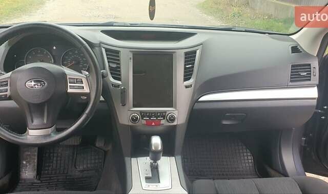 Серый Субару Аутбек, объемом двигателя 2.5 л и пробегом 152 тыс. км за 11350 $, фото 31 на Automoto.ua