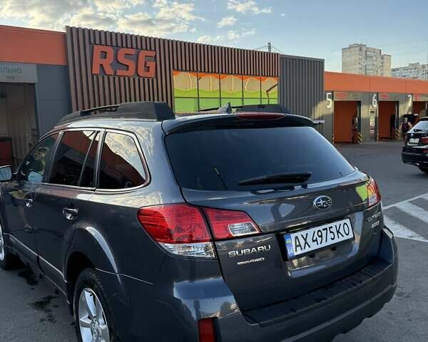 Серый Субару Аутбек, объемом двигателя 2.46 л и пробегом 155 тыс. км за 11750 $, фото 8 на Automoto.ua