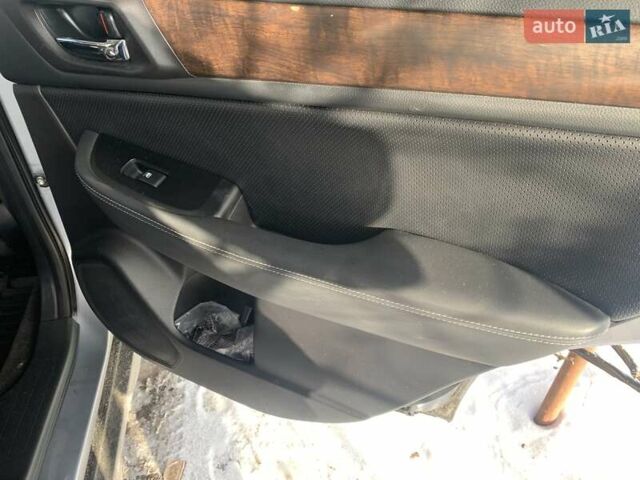 Серый Субару Аутбек, объемом двигателя 2.5 л и пробегом 231 тыс. км за 13500 $, фото 27 на Automoto.ua