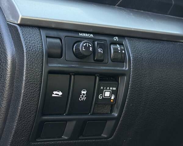 Серый Субару Аутбек, объемом двигателя 2.46 л и пробегом 217 тыс. км за 11500 $, фото 34 на Automoto.ua