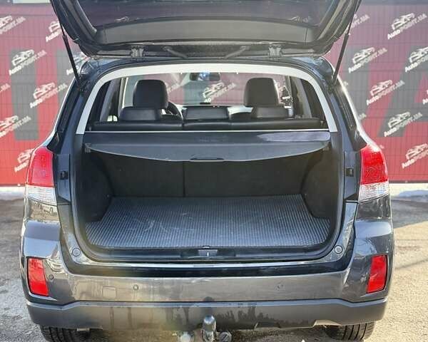 Серый Субару Аутбек, объемом двигателя 2.46 л и пробегом 217 тыс. км за 11500 $, фото 13 на Automoto.ua