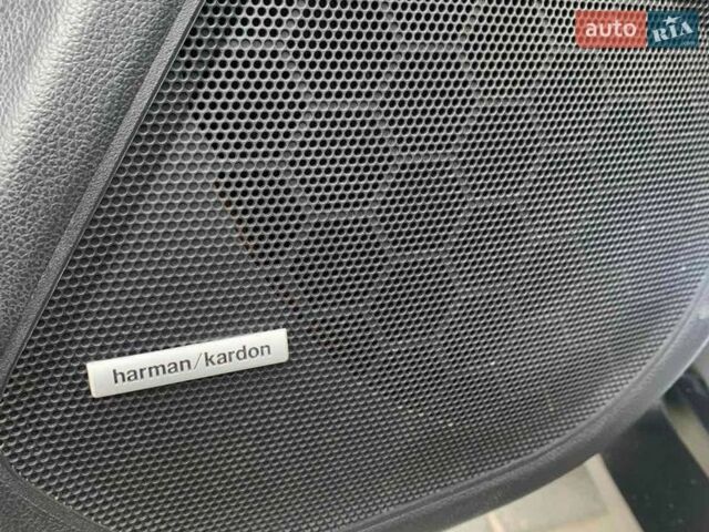 Серый Субару Аутбек, объемом двигателя 2.5 л и пробегом 117 тыс. км за 15600 $, фото 4 на Automoto.ua