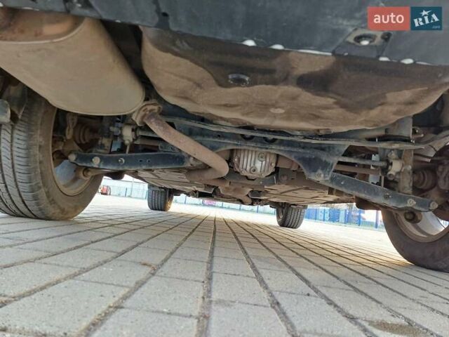 Серый Субару Аутбек, объемом двигателя 2.5 л и пробегом 210 тыс. км за 10990 $, фото 15 на Automoto.ua