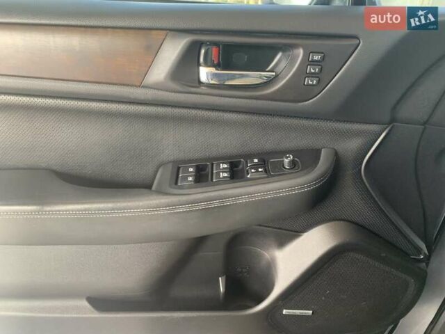 Серый Субару Аутбек, объемом двигателя 2.5 л и пробегом 231 тыс. км за 13500 $, фото 25 на Automoto.ua