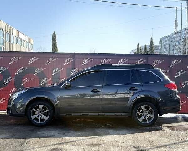 Серый Субару Аутбек, объемом двигателя 2.46 л и пробегом 217 тыс. км за 11500 $, фото 4 на Automoto.ua