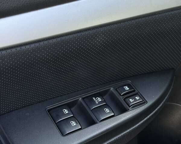 Серый Субару Аутбек, объемом двигателя 2.46 л и пробегом 217 тыс. км за 11500 $, фото 31 на Automoto.ua