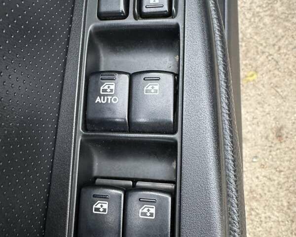 Сірий Субару Аутбек, об'ємом двигуна 2.46 л та пробігом 217 тис. км за 12600 $, фото 29 на Automoto.ua