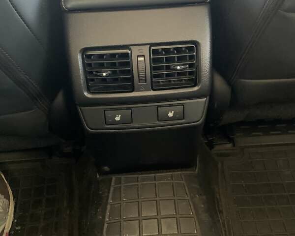 Серый Субару Аутбек, объемом двигателя 2.5 л и пробегом 231 тыс. км за 13500 $, фото 28 на Automoto.ua