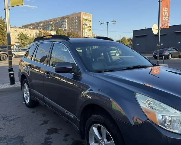 Серый Субару Аутбек, объемом двигателя 2.46 л и пробегом 155 тыс. км за 11750 $, фото 6 на Automoto.ua