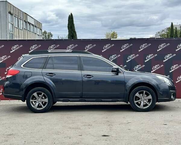 Сірий Субару Аутбек, об'ємом двигуна 2.46 л та пробігом 217 тис. км за 13600 $, фото 3 на Automoto.ua